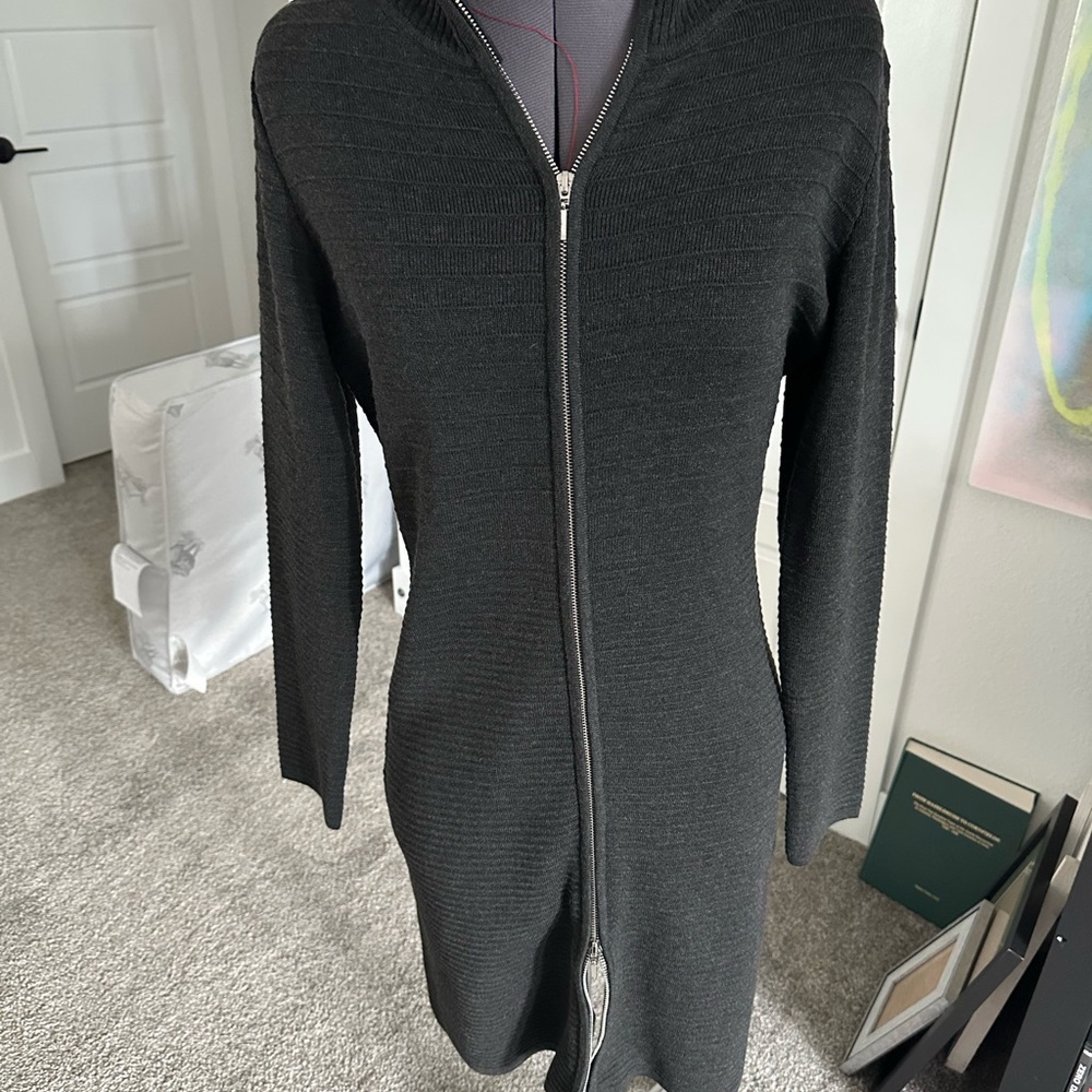 Calvin Klein Gray Ribbed Long Sleeve Sheath Dress